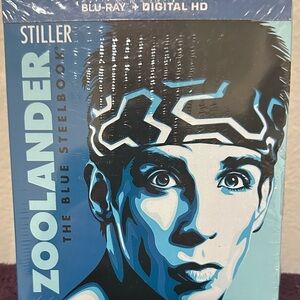 Blu-ray disc of the comedy Zoolander features a attractive steelbook edition New